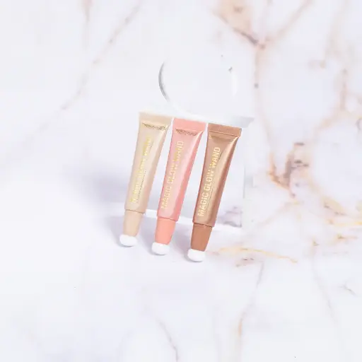 Bellaoggi MAGIC GLOW WAND 3D effect Liquid Illuminant